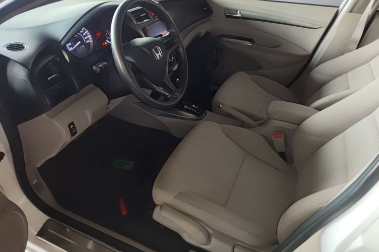 Used Honda City Classic 2012 1.5L Automatic Elite Edition Driver Seat