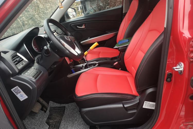 Used SsangYong Tivolan 2015 1.6L Automatic Two-Wheel Drive Zhi Chun Edition Left Front Seat