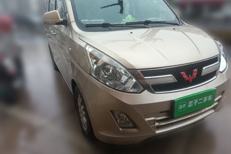 Used Wuling Rongguang V 2016 1.5L Standard Version
