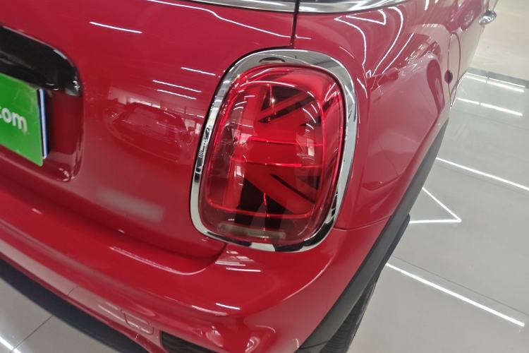 Used MINI MINI 2018 1.5T COOPER Racing Driver
