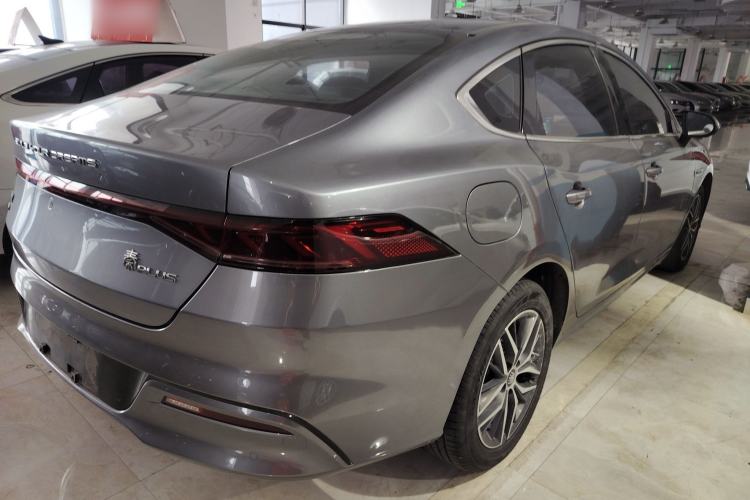 Used BYD Qin PLUS 2021 DM-i 55KM Flagship Model
