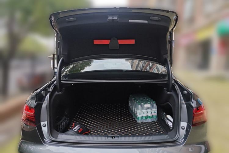 Used Audi A4L 2022 40 TFSI Luxury Dynamic Model