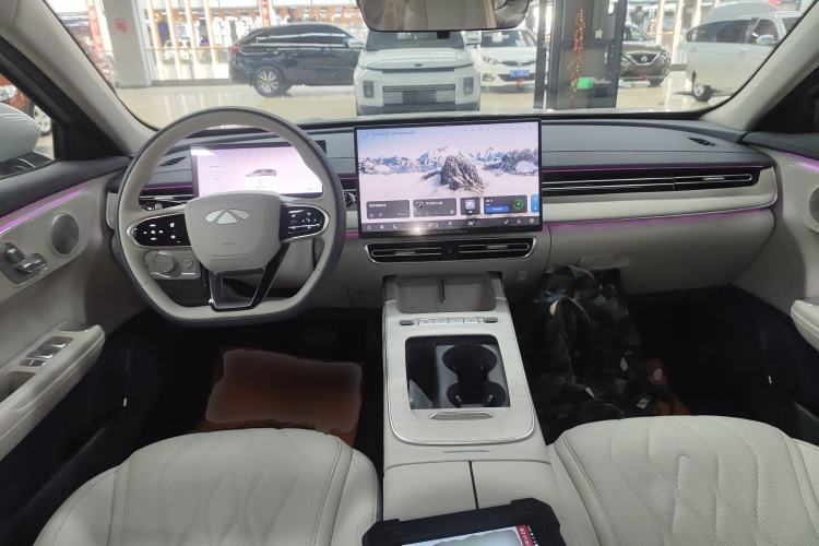 Used Chery Fengyun A8L 2025 1.5 TGDI 145 km Luxury Version