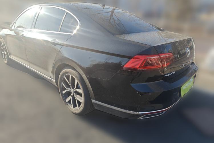 Used Volkswagen Magotan 2020 330TSI DSG Leading Model Rear Left 45 Deg