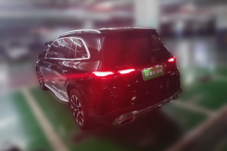 Used Mercedes-Benz GLC 2024 Facelifted GLC 260 L 4MATIC Luxury Version 5 Seats
