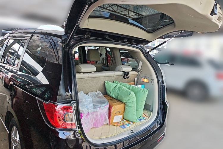 Used Mazda 8 2013 2.5L Ultimate Edition