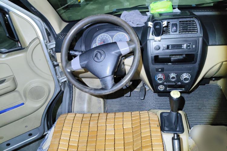 Used Dongfeng Xiaokang C37 2012 1.4L Comfort Version DK13-06
