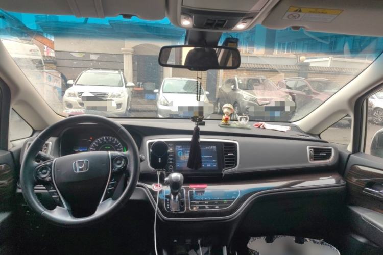 Used Honda Odyssey 2019 2.0L Rui·Zhi Zhen Edition Center Console