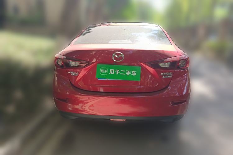 Used Mazda 3 Axela 2016 Sedan 1.5L Automatic Luxury Model