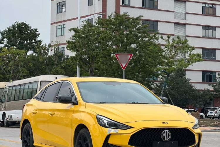 Used MG 5 2021 180 DVVT CVT Youthful Style Edition
