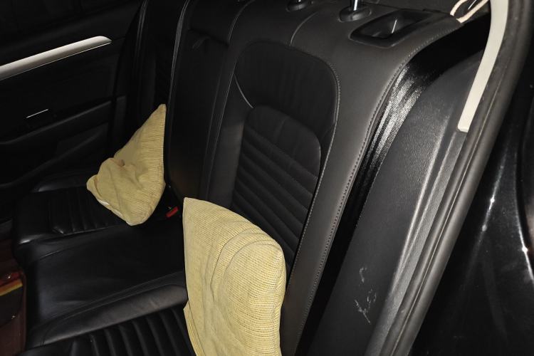 Used Volkswagen Magotan 2018 330TSI DSG Advanced Model Left Rear Seat