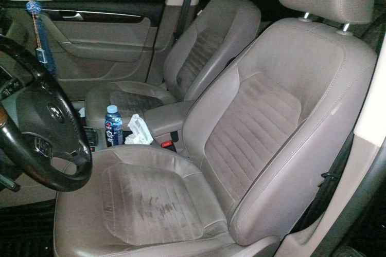 Used Volkswagen Magotan 2015 Revised Version 2.0 TSI Prestige Edition Left Front Seat