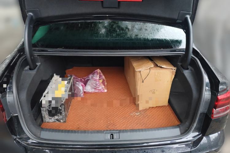 Used Volkswagen Phideon 2019 380TSI Two-Wheel Drive Business Edition China VI Standard Trunk