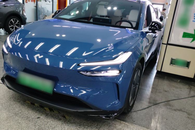 Used ONVO L60 2024 60 kWh Rear-Drive Version