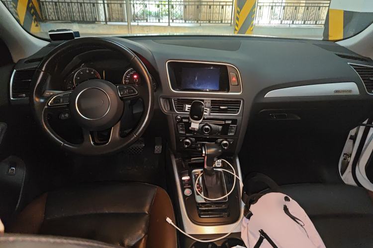 Used Audi Q5 2018 Collector's Edition 40 TFSI Technology Model