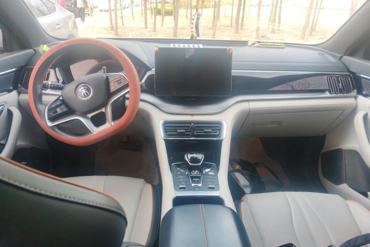 Used BYD Song PLUS New Energy 2021 DM-i 51KM Prestige Model Center Console