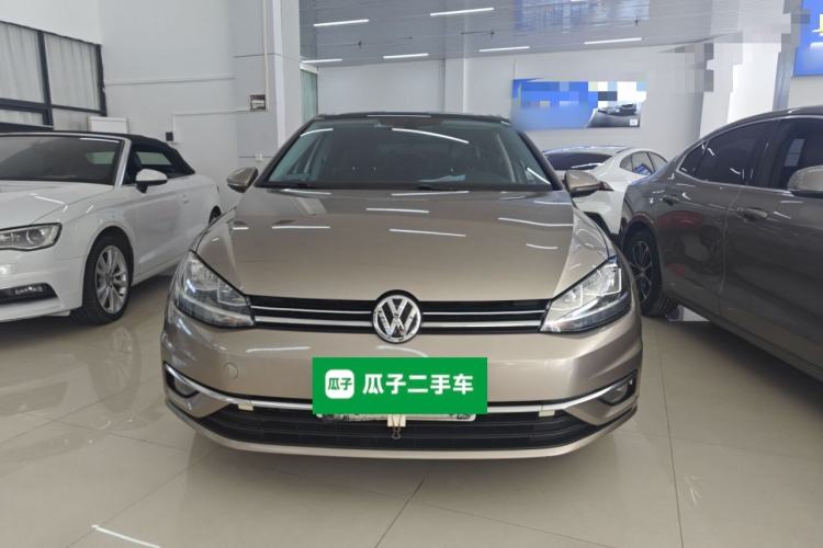Used Volkswagen Golf 2018 230TSI Automatic Luxury Version