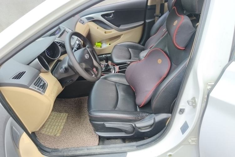Used Hyundai Elantra (5th Generation / Langdong) 2012 1.6L Manual Leading Model Left Front Seat