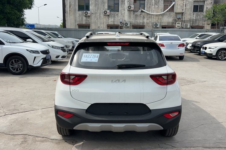Used Kia kx1 Stonic 2026 Model 1.4L Sunroof Edition Exterior 4