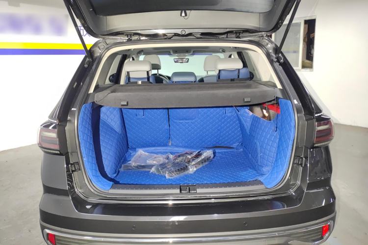 Used Volkswagen Tharu 2023 300TSI Two-Wheel-Drive Full Moon Edition