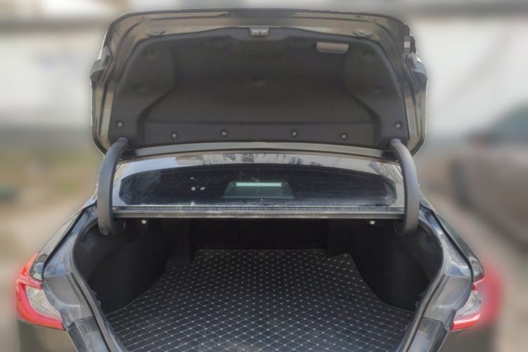 Used Toyota Camry 2026 Model Dual-Engine 2.0HGVP Luxury Edition