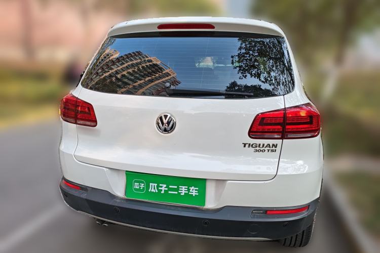 Used Volkswagen Tiguan L 2015 1.8TSI Automatic Two-Wheel Drive Luxury Model
