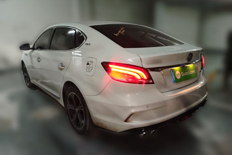 Used MG 6 2017 20T Manual Luxury Smart Connect Version China V Standard

