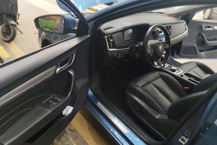 Used Roewe i6 New Energy 2017 45T Hybrid Connect & Smart Enjoyment Edition
