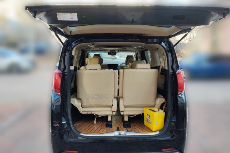 Used Toyota Alphard 2020 Dual-Engine 2.5L Luxury Edition Trunk