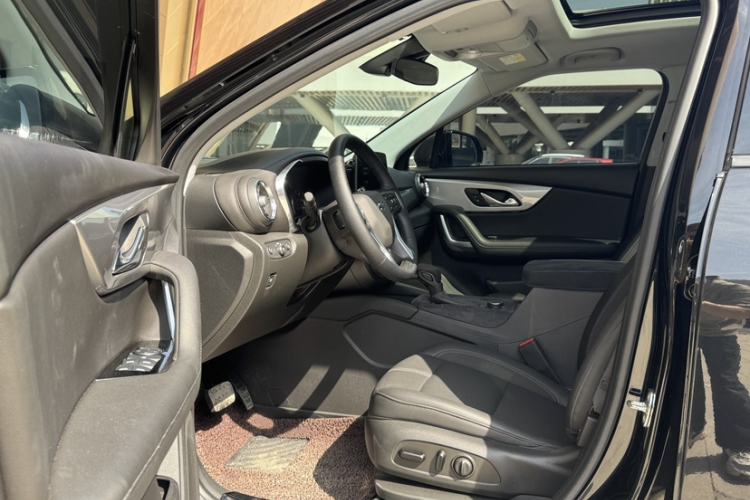 Used Chevrolet Blazer 2023 Light Hybrid 650T Model
