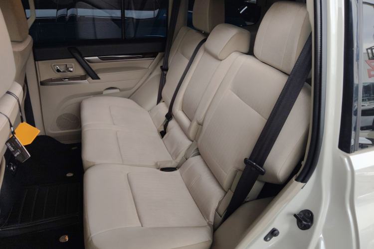 Used Mitsubishi Pajero 2018 3.0L Automatic Standard Edition Left Rear Seat