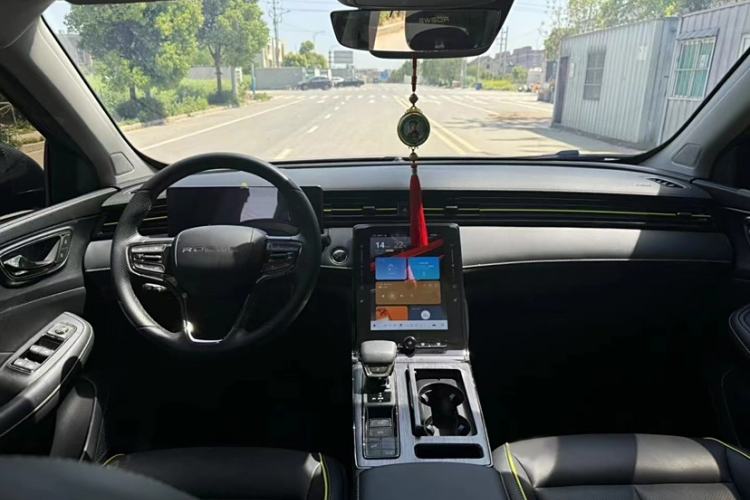 Used Roewe RX5 2023 PLUS 330TGI Automatic Trendsetting Smart Edition