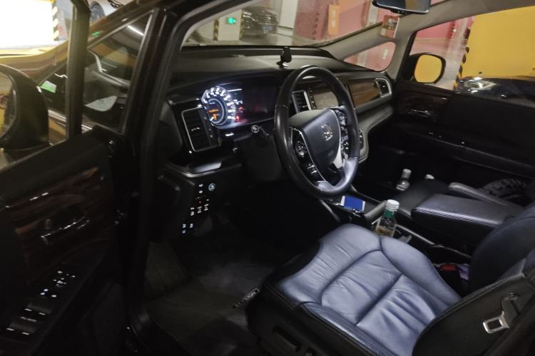 Used Honda Elysion 2016 2.4L Supreme Edition Driver Seat