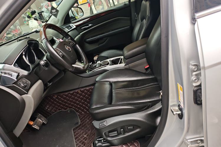 Used Cadillac SRX 2011 3.0L Flagship Edition
