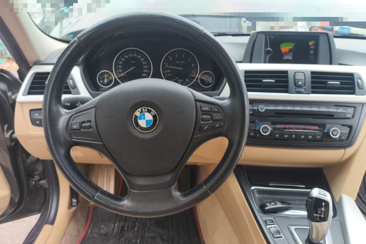 Used BMW 3 Series 2013 320Li Fashion Model
