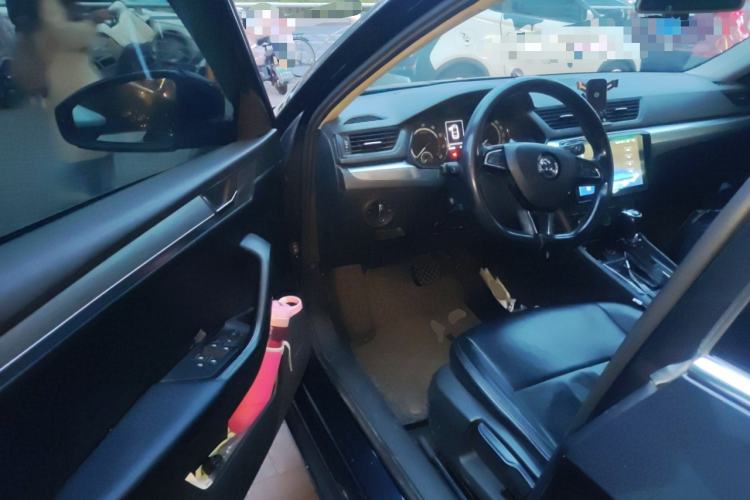 Used Skoda Superb 2019 TSI280 DSG Standard Edition Driver Seat