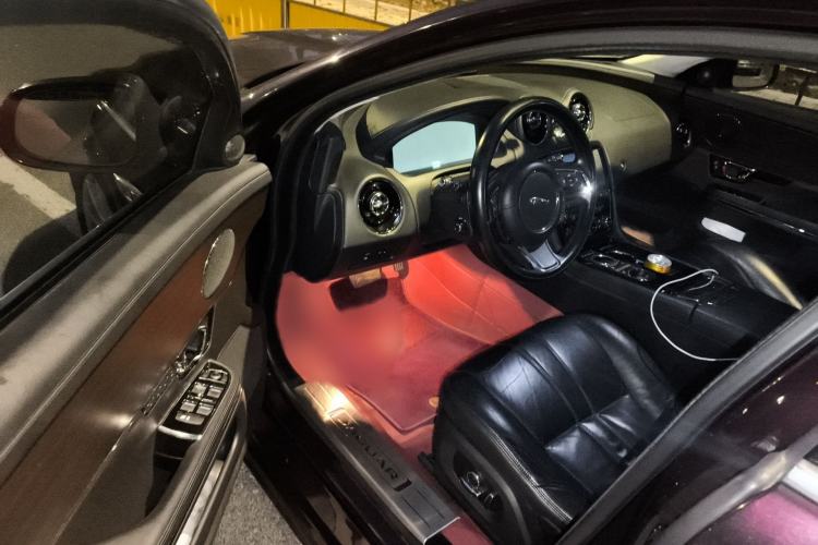 Used Jaguar XJ 2015 XJL 3.0 SC Elegant Business 80th Anniversary Limited Edition Interior 3