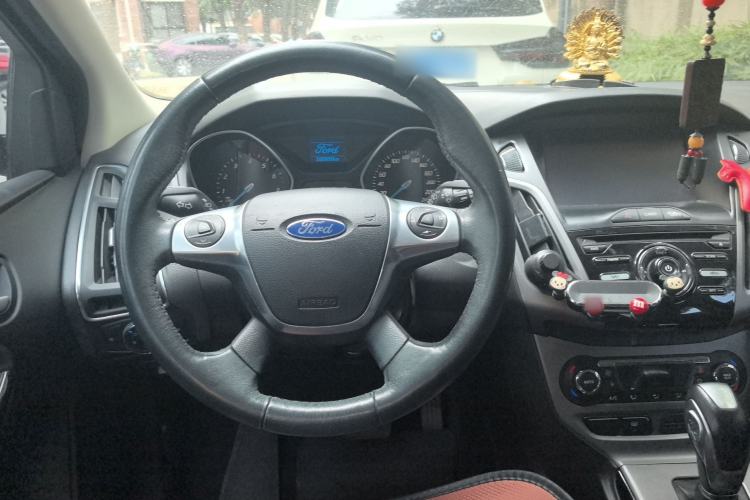 Used Ford Focus 2012 Hatchback 1.6L Automatic Fashion Edition
