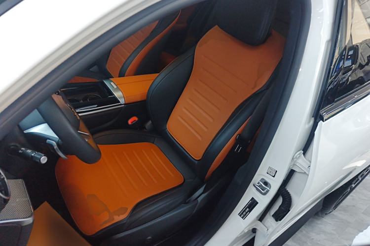 Used Mercedes-Benz GLC Coupe 2024 GLC 260 4MATIC Coupe SUV
