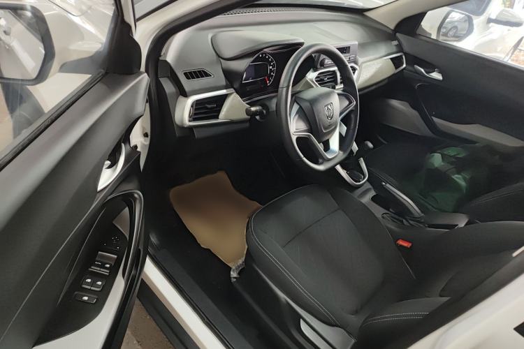 Used Baojun 510 2017 1.5L manual Comfort trim Driver Seat