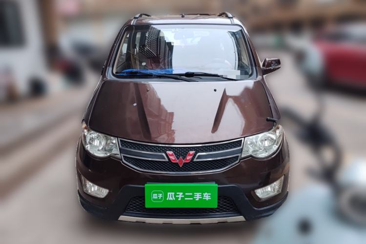 Used Wuling Hongguang 2014 1.5L S Comfort Model Front
