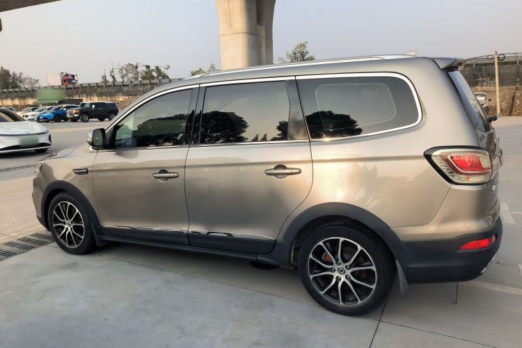 Used FORTHING SX6 2016 2.0L Manual Luxury Version