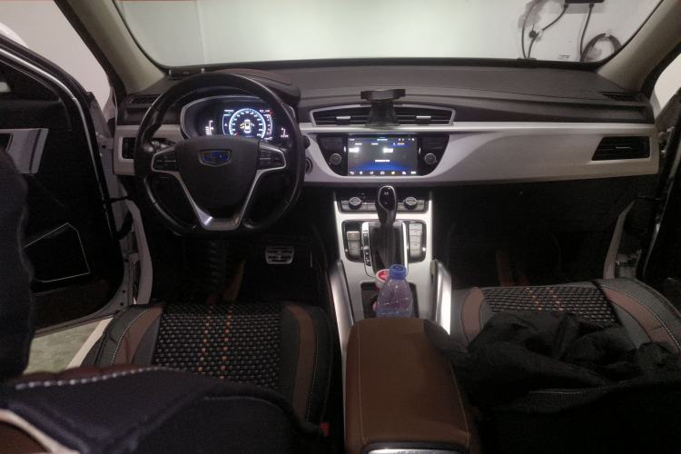 Used Geely Auto Emgrand X7 Sport 2016 1.8TD Automatic ZhiZun Version
