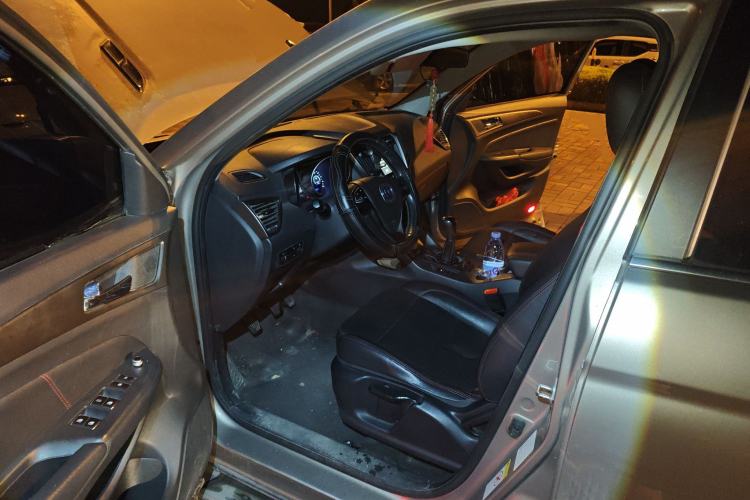 Used Changan CS75 2014 2.0L Manual Luxury Version China V Standard