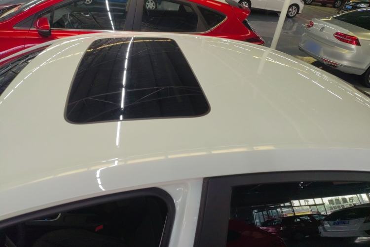 Used Chevrolet Cavalier 2019 320 Automatic Xinyue Edition Roof