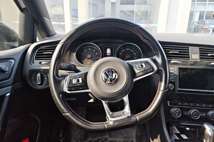 Used Volkswagen Golf GTI 2016 2.0 TSI GTI
