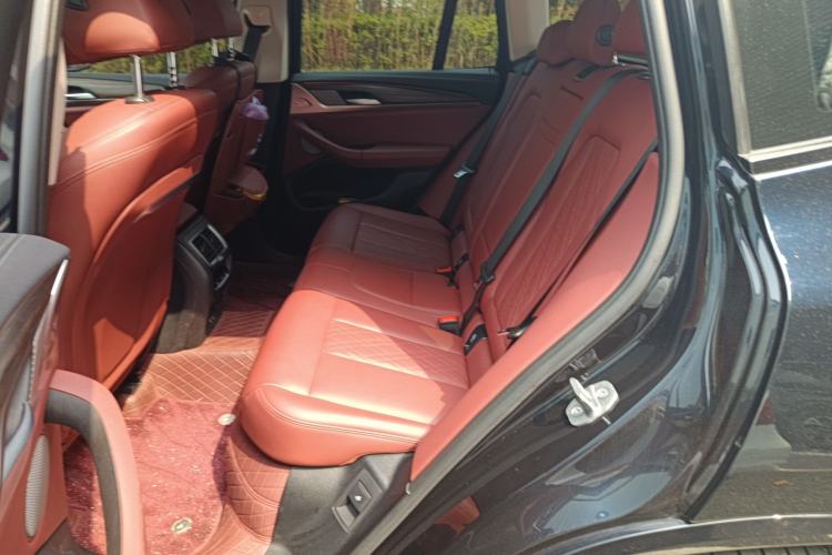 Used BMW X3 2022 Facelift xDrive30i Luxury Edition M Night Edition Package Left Rear Seat