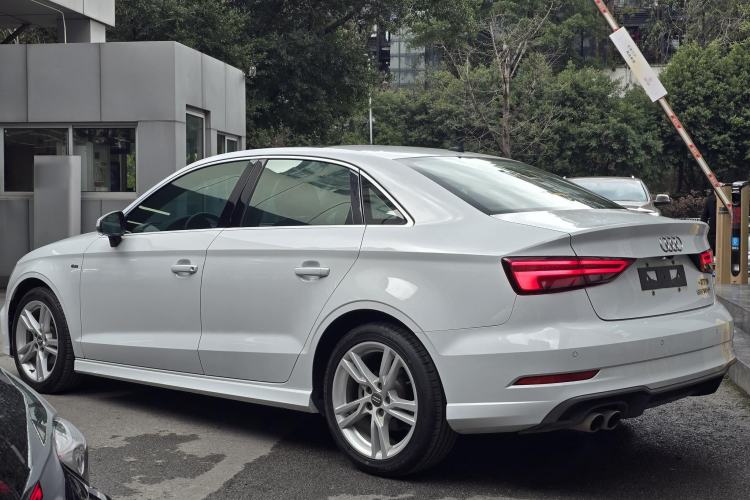 Used Audi A3 2019 Limousine 35 TFSI Fashion Edition China VI Emission Standard Exterior 6