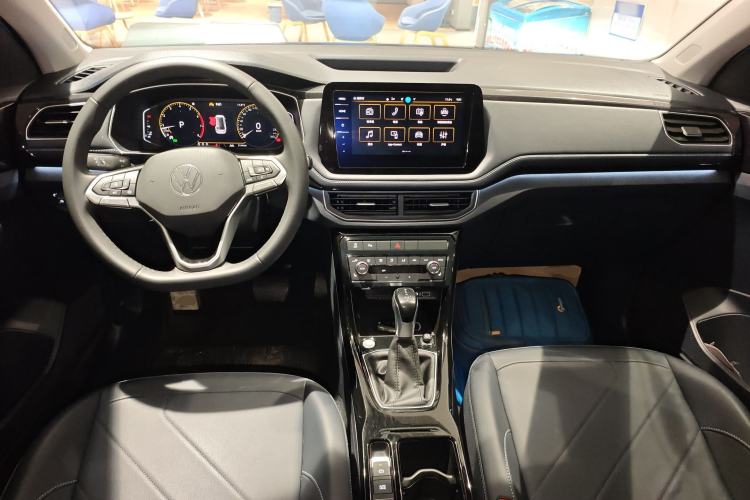 Used Volkswagen Tharu 2025 NewRui 300TSI Prestige Edition
