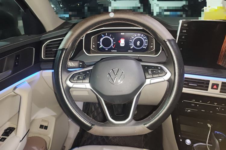 Used Volkswagen Tayron GTE Plug-in Hybrid 2023 280TSI Luxury Plus Advanced Edition Steering Wheel